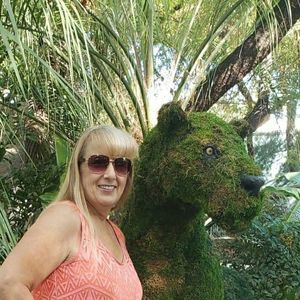 Meet your Posher, Cheryn